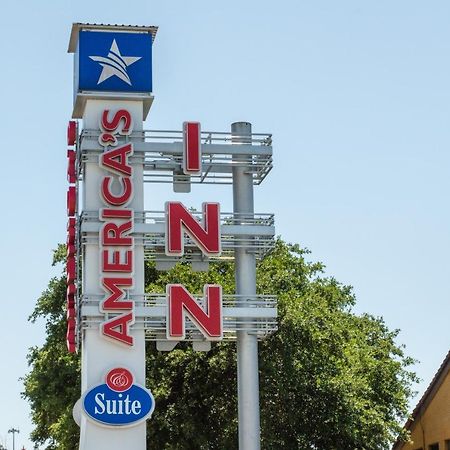 America'S Inn Houston/Stafford /Sugarland Экстерьер фото