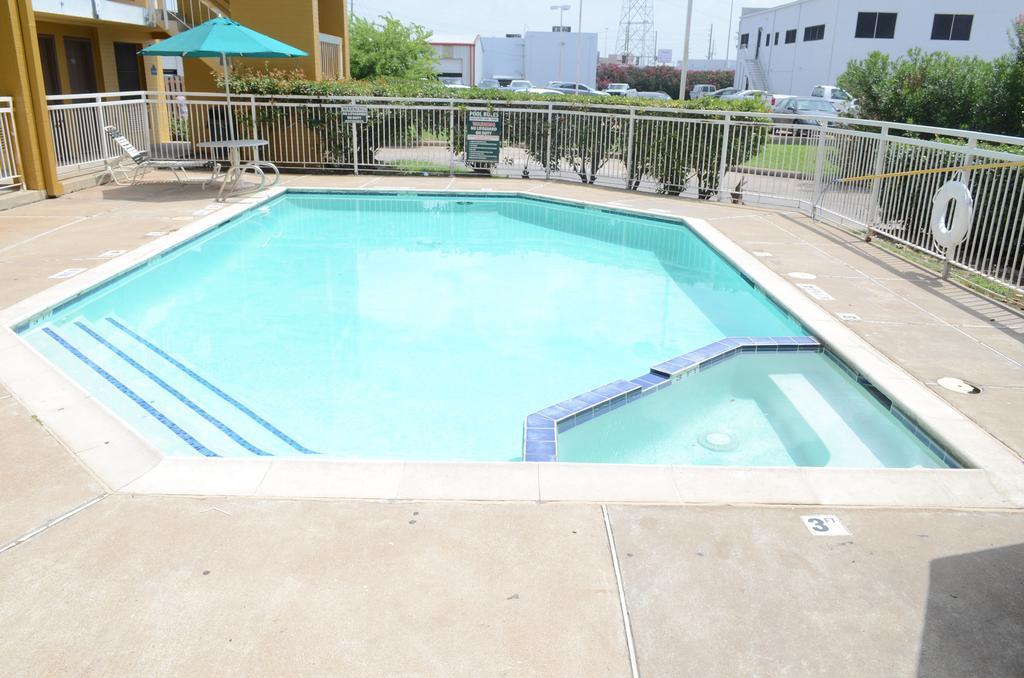 America'S Inn Houston/Stafford /Sugarland Экстерьер фото
