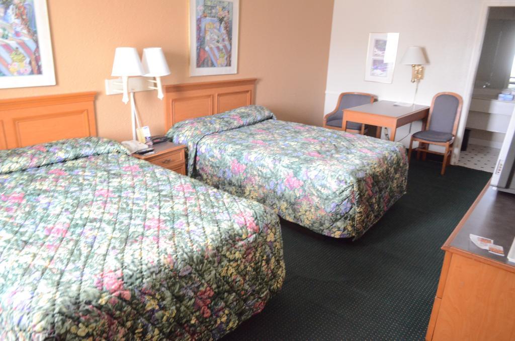 America'S Inn Houston/Stafford /Sugarland Номер фото