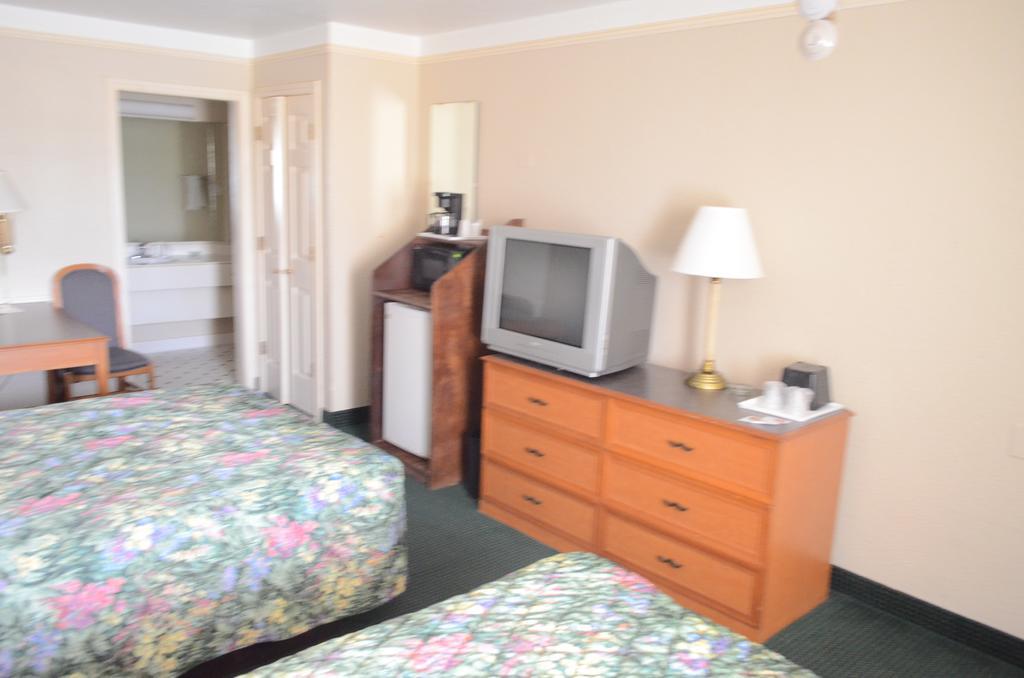 America'S Inn Houston/Stafford /Sugarland Экстерьер фото