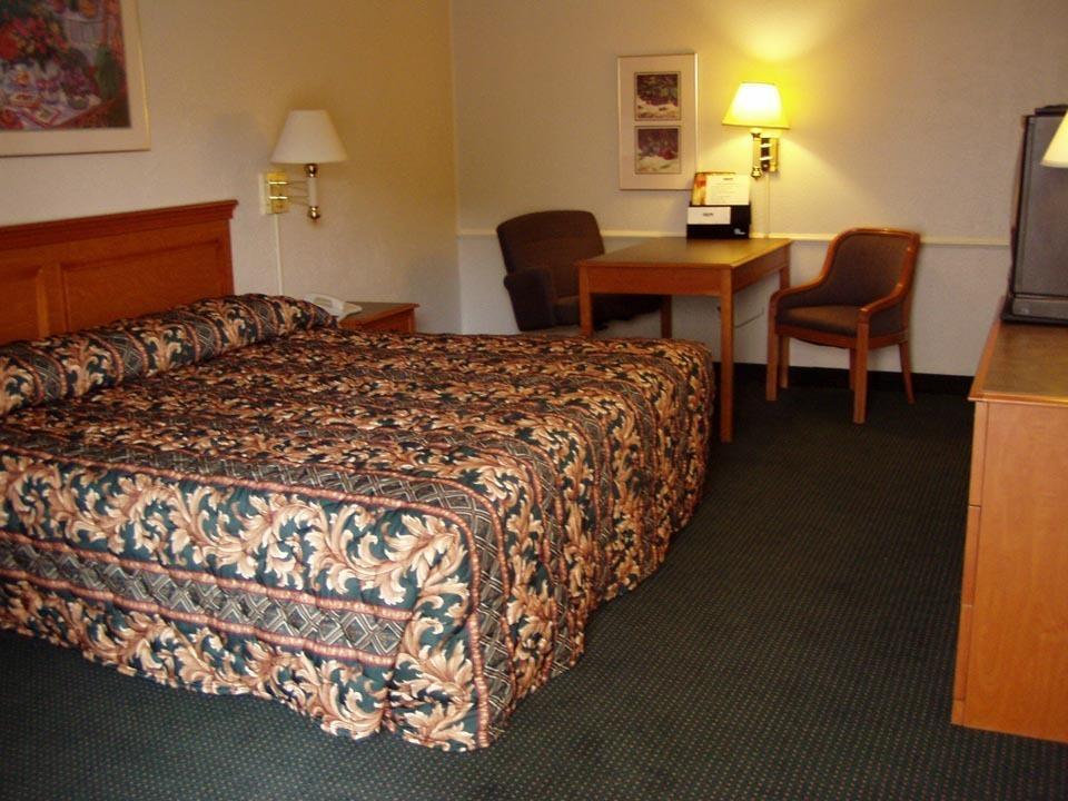 America'S Inn Houston/Stafford /Sugarland Номер фото